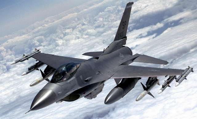 F-16 crash at Shaw Air Force Base in South Carolina kills pilot